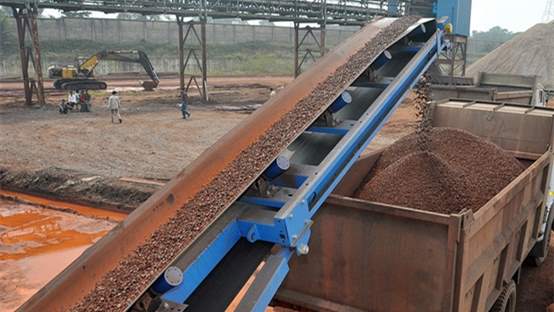 簡易式卡車裝車輸送機